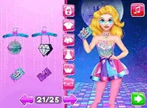 Royal Fashion Faceoff